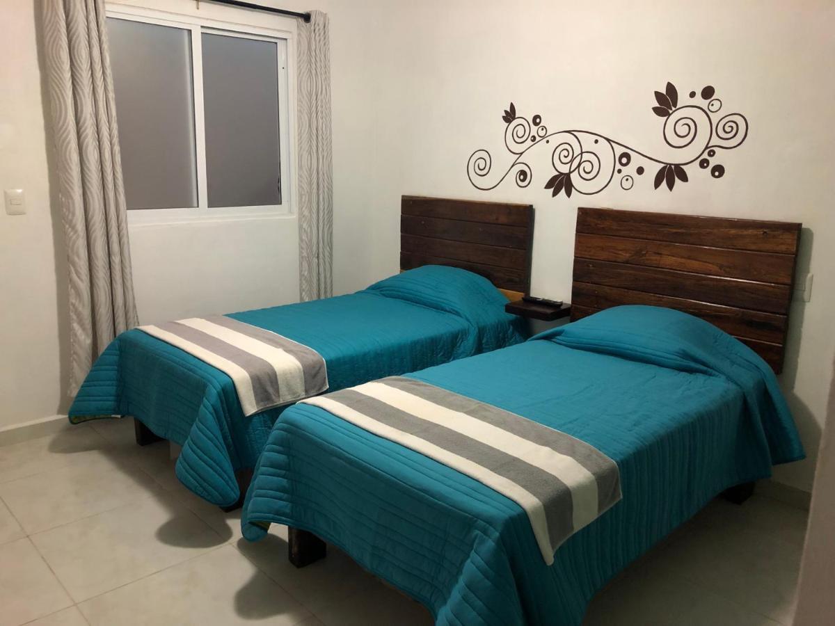 Habitacion privada a 5 minutos de la playa Cancún Exterior foto